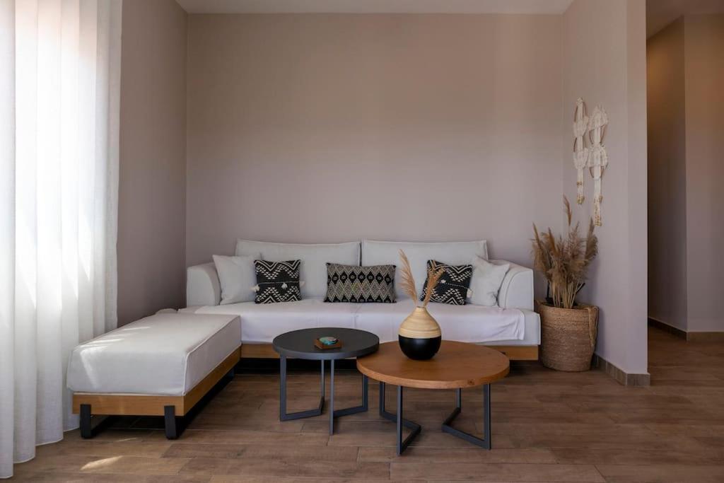Koukounaraki Apartment 1 Moni Evaggelistrias المظهر الخارجي الصورة